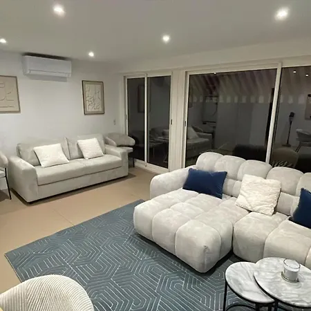 In Center 2 Bedrooms & 2 Bathrooms Exclusive Style Tropez Saint-Tropez
