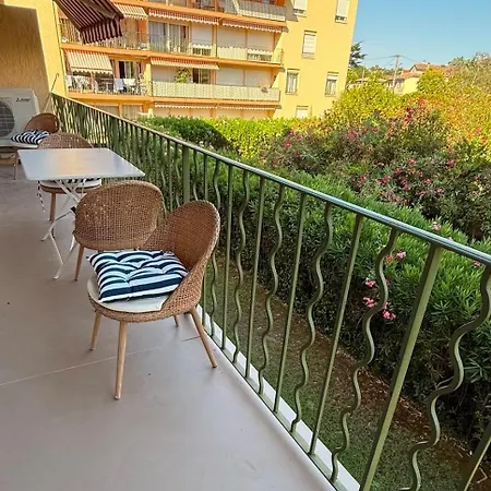 In Center 2 Bedrooms & 2 Bathrooms Exclusive Style Tropez 公寓 *