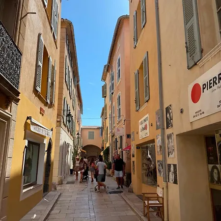 In Center 2 Bedrooms & 2 Bathrooms Exclusive Style Tropez Saint-Tropez